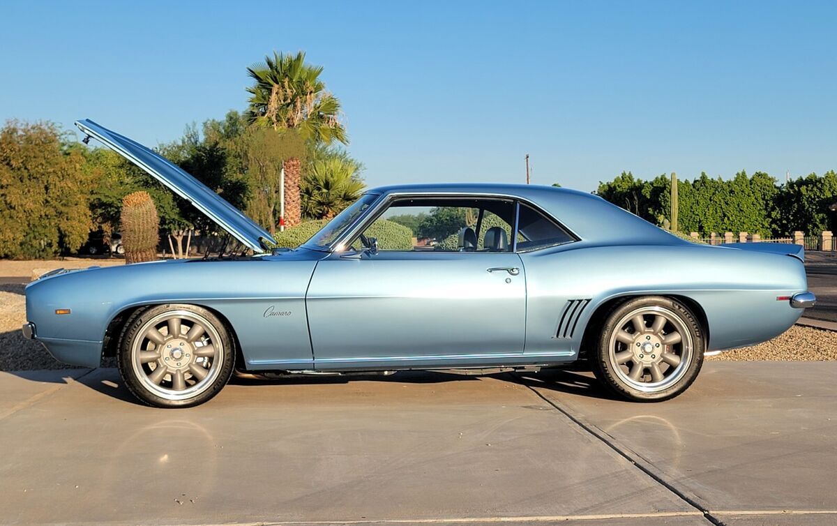 1969 Chevrolet Camaro - photo 11