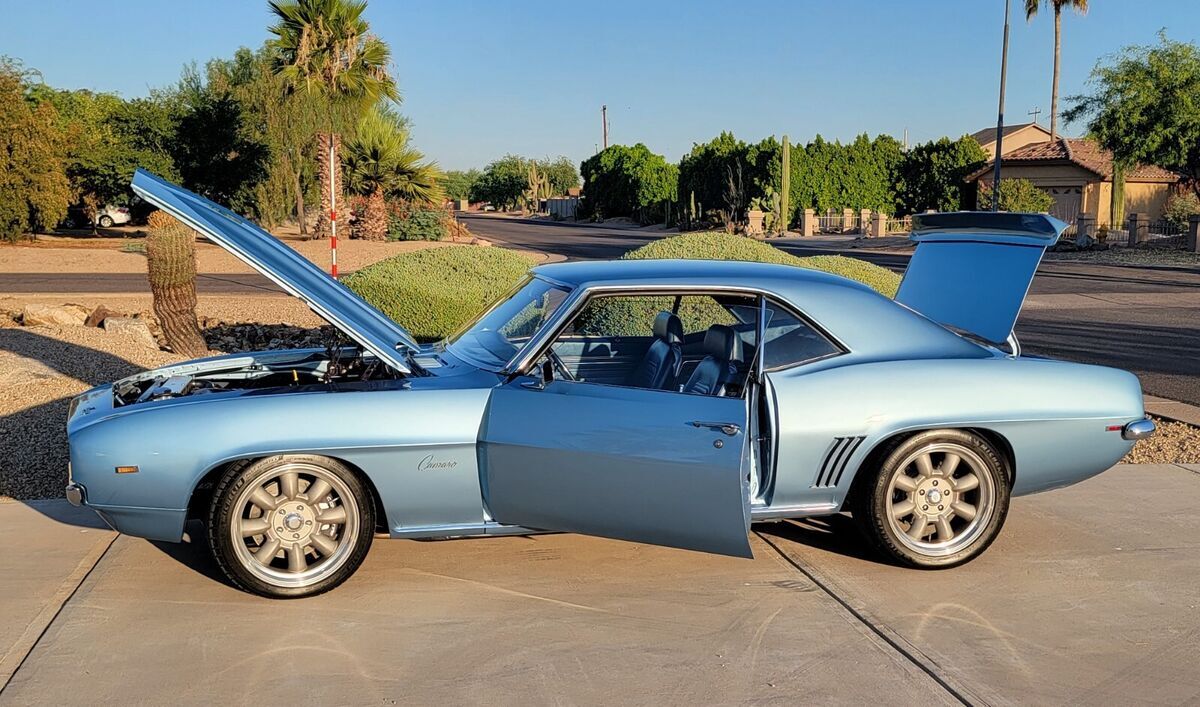 1969 Chevrolet Camaro - photo 12