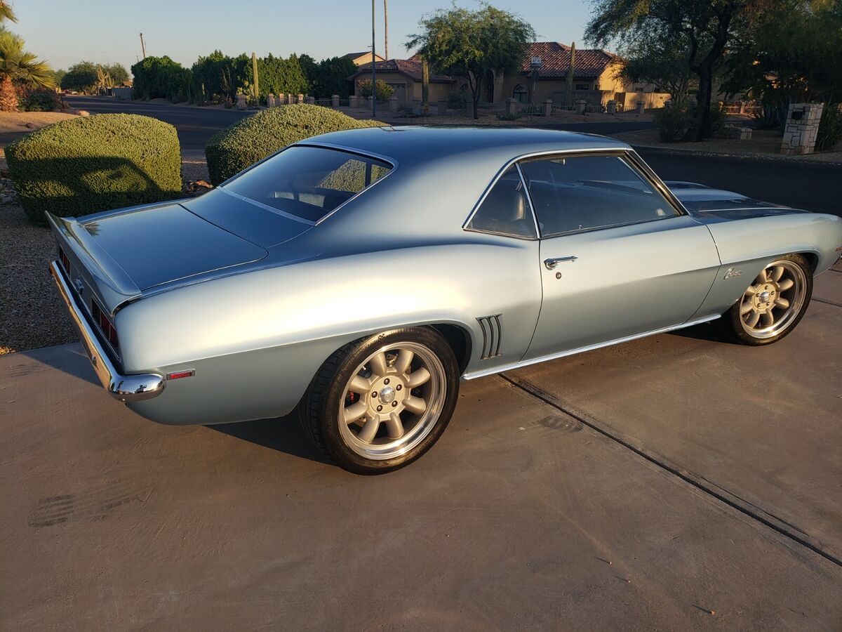 1969 Chevrolet Camaro - photo 9