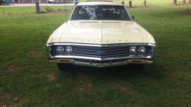 1969 Chevrolet Caprice Kingswood Estate - photo 2