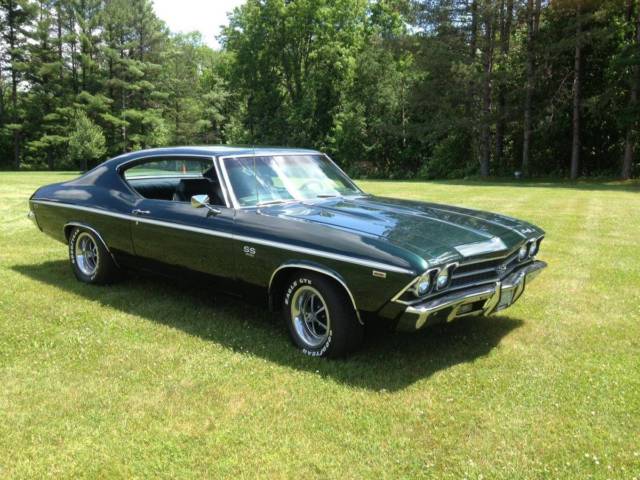 1969 Chevrolet Chevelle 2 door hardtop SS Forest green 454 Turbo 400 trans 1969 Chevrolet Chevelle SS