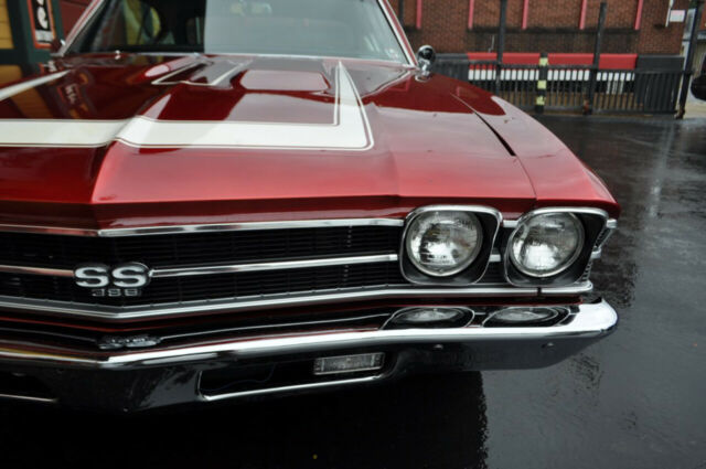 1969 Chevrolet Chevelle Frame Off Restored Cranberry Red/Pearl White 4sp A - photo 12
