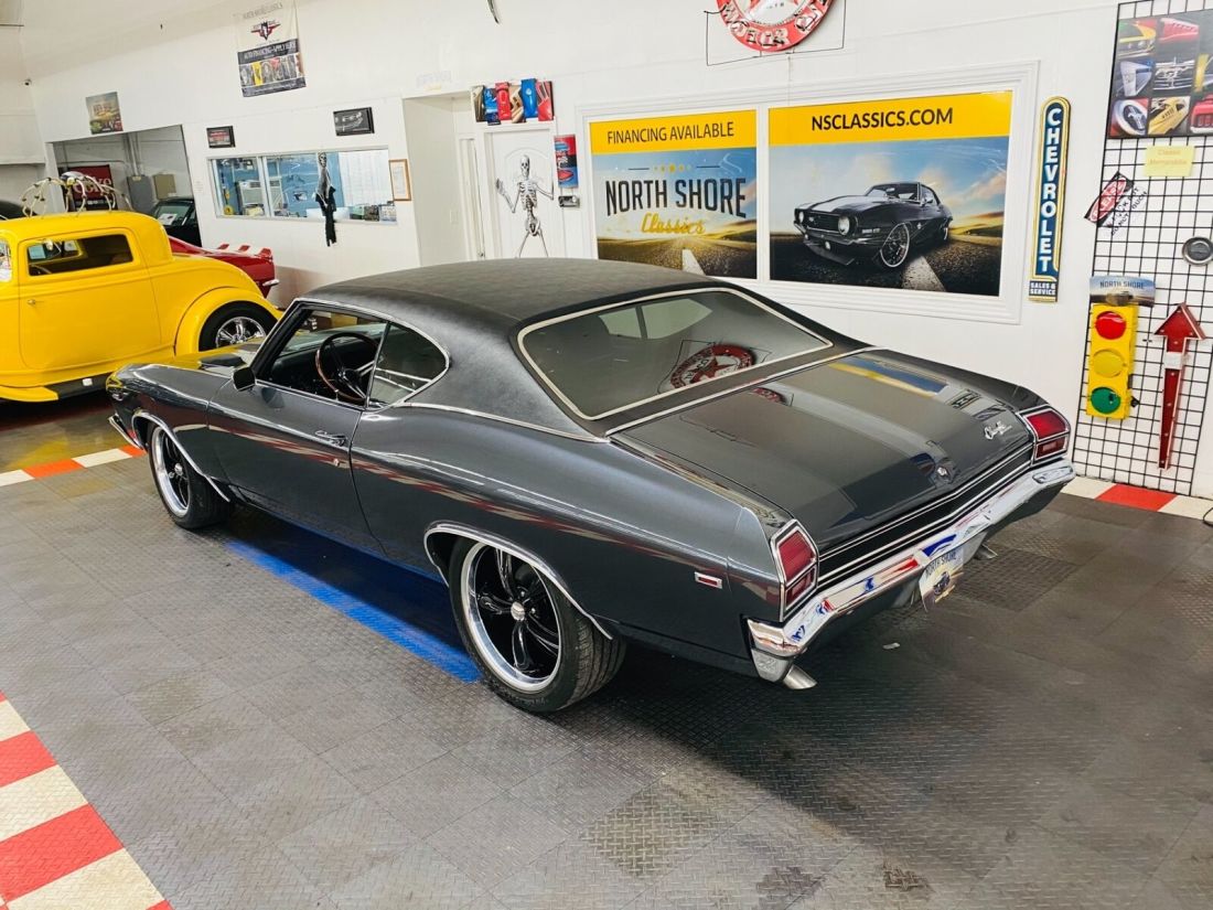 1969 Chevrolet Chevelle - FRAME OFF RESTO MOD - 454 ENGINE - VINTAGE AIR - - photo 3