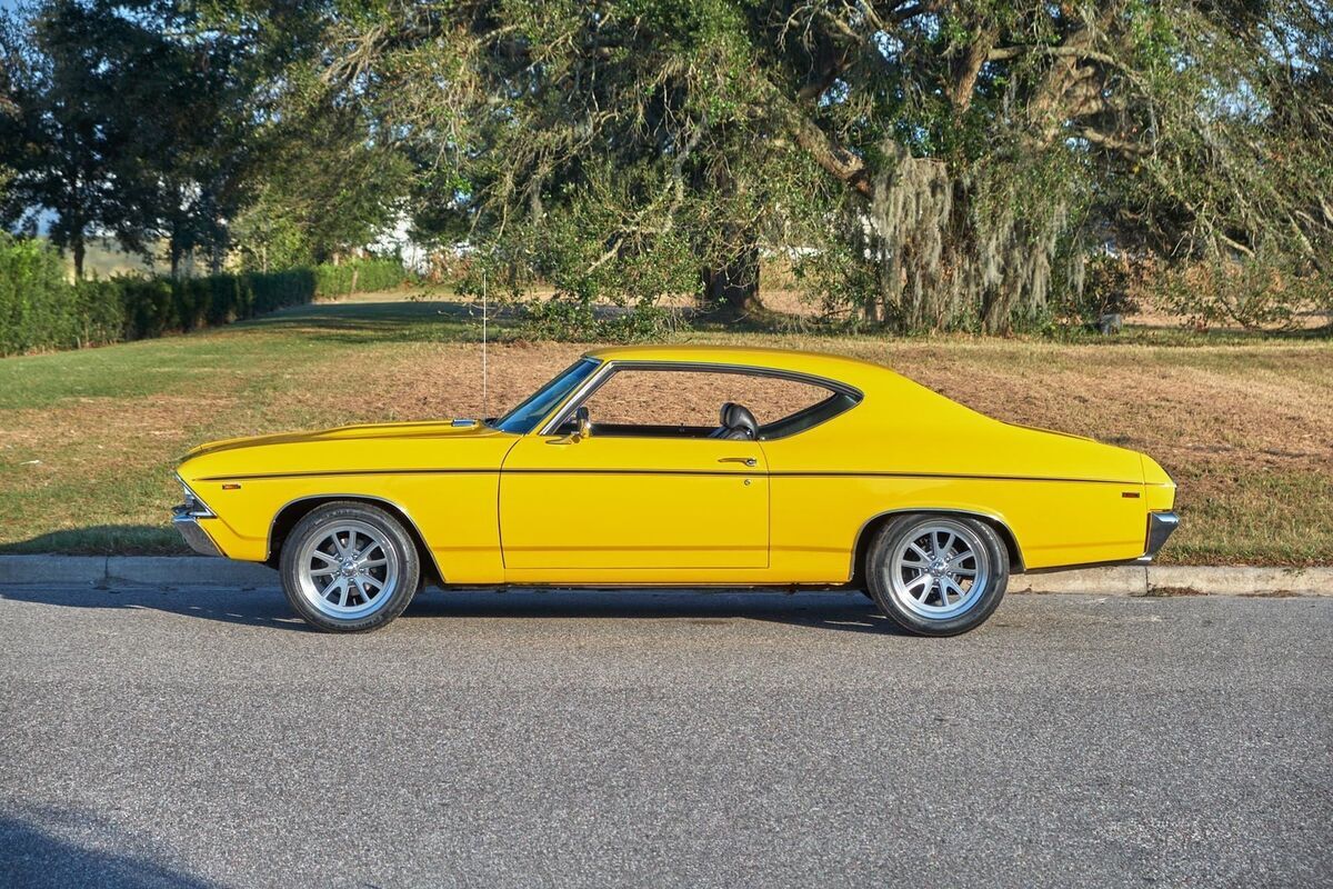 1969 Chevrolet Chevelle SS 6.2 Liter LS3 Engine - photo 2
