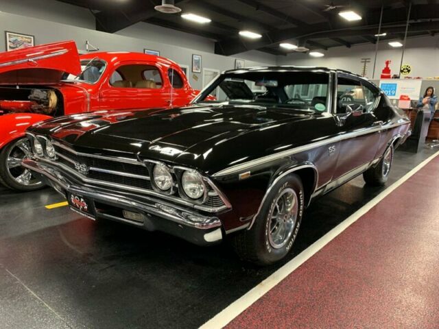 1969 Chevrolet Chevelle SS custom Black On Black CLEAN NICE 396, 400 trans 1969 Chevrolet Chevelle SS
