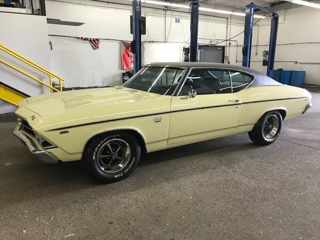 1969 Chevrolet Chevelle SS396 68,000 Miles Butternut Yellow Coupe 396 cid V8 Ma 1969 Chevrolet Chevelle SS