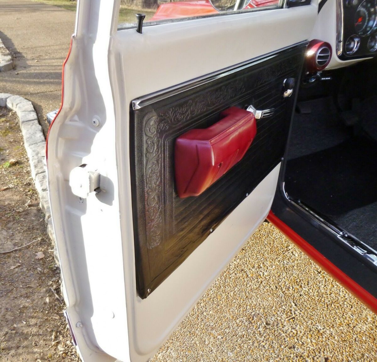 1969 Chevrolet C/K Pickup 1500 Custom Deluxe - photo 12