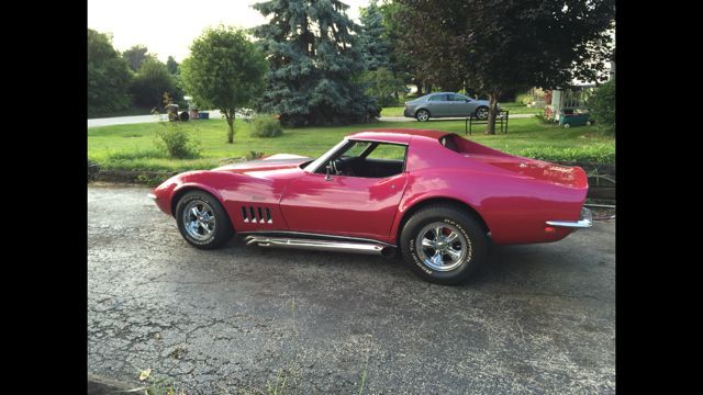 1969 Chevrolet Corvette 2 door T-tops Numbers matching 1969 Chevrolet Corvette Stingray