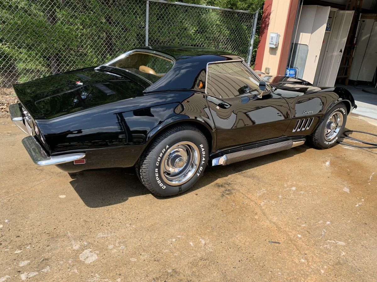 1969 Chevrolet Corvette 427 L36 - photo 2