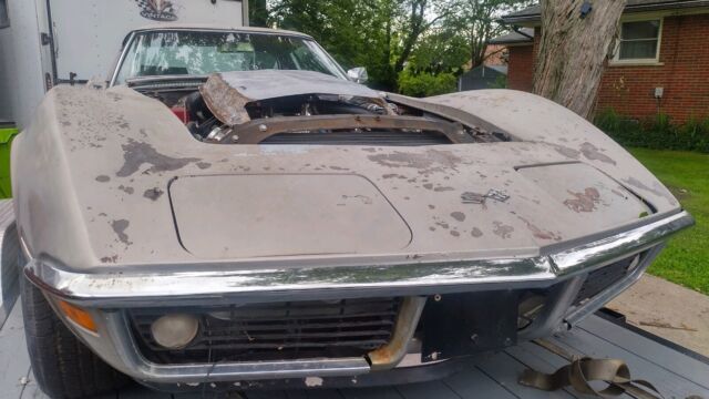 1969 Chevrolet Corvette 427 L68 - photo 3