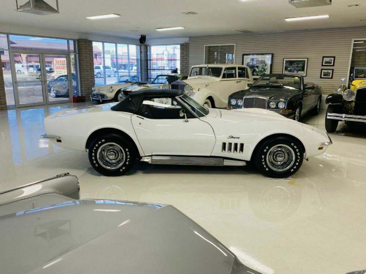 1969 Chevrolet Corvette - photo 13