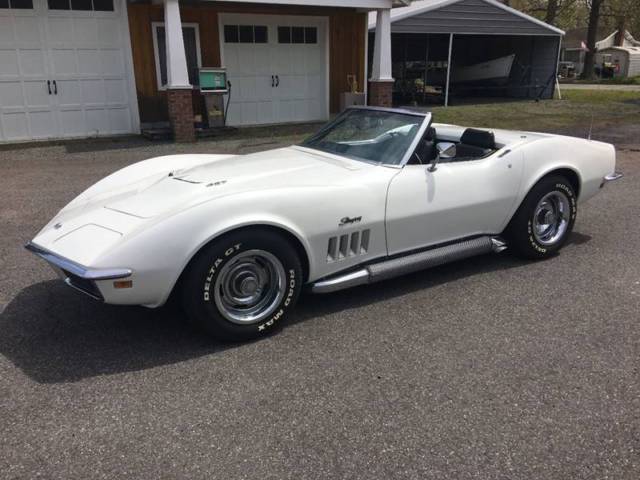 1969 Chevrolet Corvette BIG BLOCK TRI POWER 4 SPEED 2 TOPS Manual 4-Speed RWD V8 1969 Chevrolet Corvette BIG BLOCK TRI POWER 4 SPEED 2 TOPS