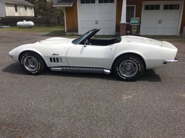 1969 Chevrolet Corvette BIG BLOCK TRI POWER 4 SPEED 2 TOPS - photo 2