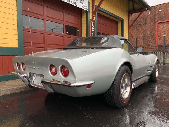 1969 Chevrolet Corvette Cortez Silver Convertible 350hp 4sp Side Exhaust - photo 4