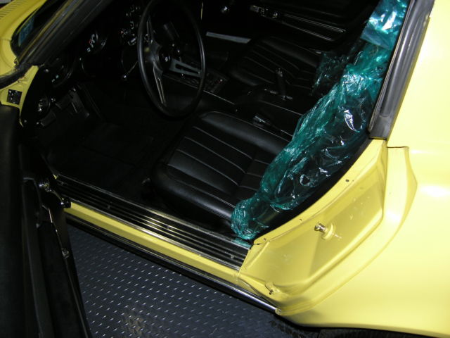 1969 Chevrolet Corvette Base Coupe 2-Door - photo 3