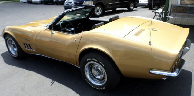 1969 Chevrolet Corvette Base Convertible 2-Door - photo 8