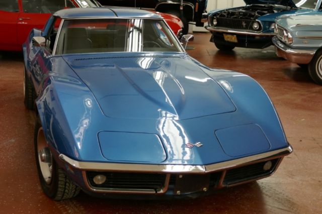 1969 Chevrolet Corvette -LeMans BLUE-STINGRAY-AN AMERICAN MASTERPIECE - photo 2
