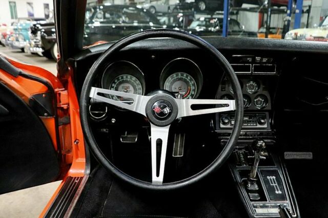 1969 Chevrolet Corvette Stingray 427 - photo 12