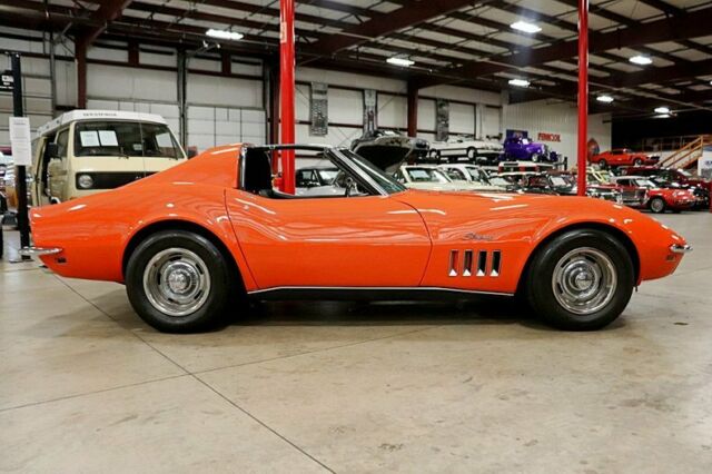 1969 Chevrolet Corvette Stingray 427 - photo 6
