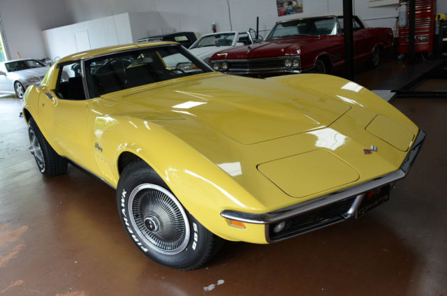 1969 Chevrolet Corvette Stingray C3 Daytona Yellow! not c3 1967 1970 convertible 1969 Chevrolet Corvette Stingray