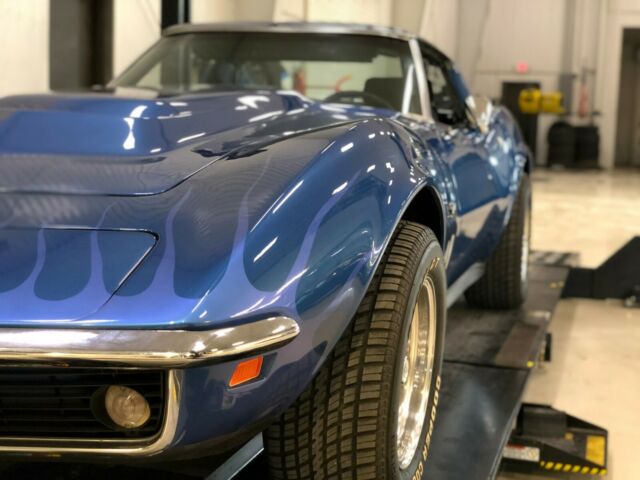 1969 Chevrolet Corvette - photo 2