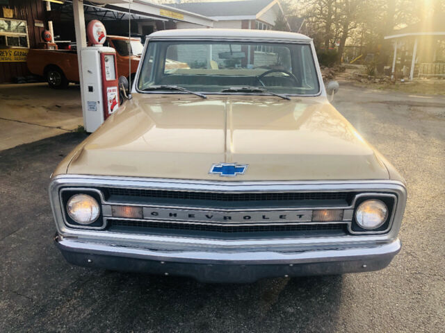 1969 Chevrolet Custom C10 - photo 2