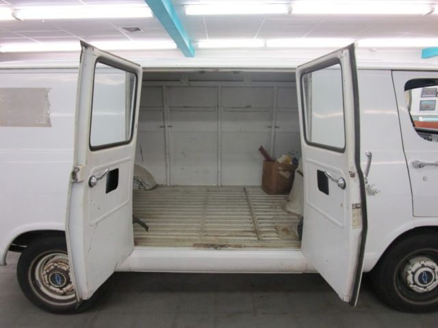 1969 Chevrolet G10 108 Sport Van - photo 12