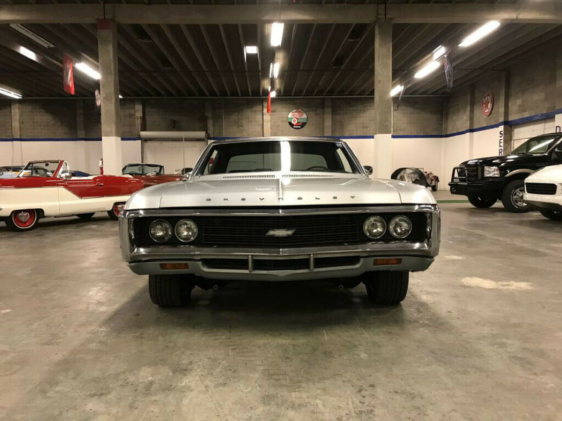 1969 Chevrolet Impala - photo 2