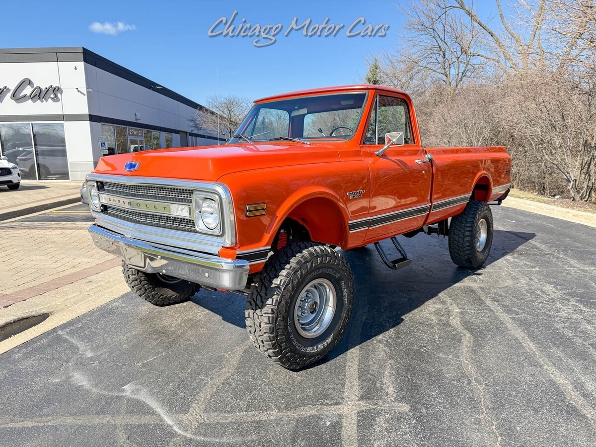 1969 Chevrolet K10 Single Cab! Oak Wood Bed! 5.7L V8 Engine! 3-Speed - photo 2