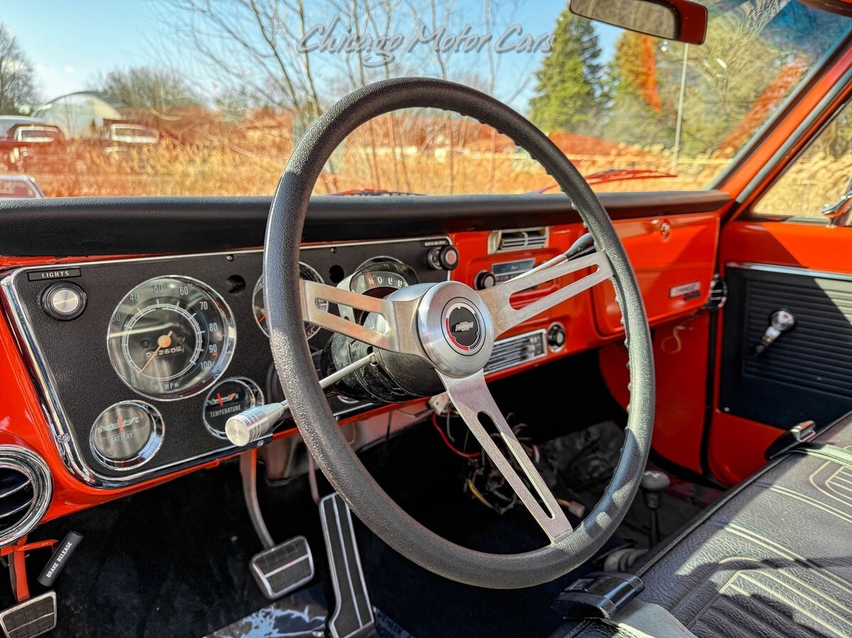1969 Chevrolet K10 Single Cab! Oak Wood Bed! 5.7L V8 Engine! 3-Speed - photo 9