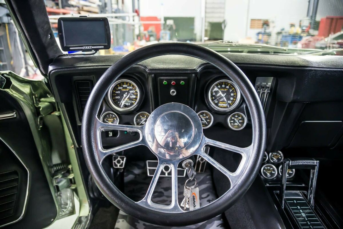 1969 Chevrolet Camaro - photo 10
