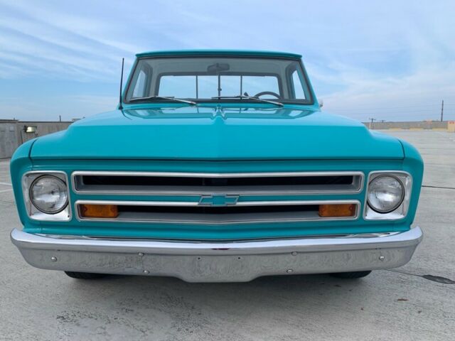 1969 Chevrolet C-10 truck - photo 2