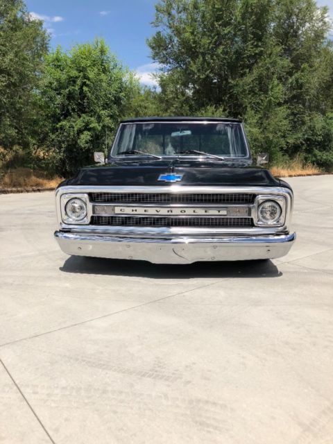 1969 Chevrolet C-10 CST - photo 2