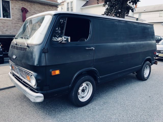 1969 chevy c10 van ( mystery machine) or surfer van ( NO RESERVE) 1969 Chevrolet C-10