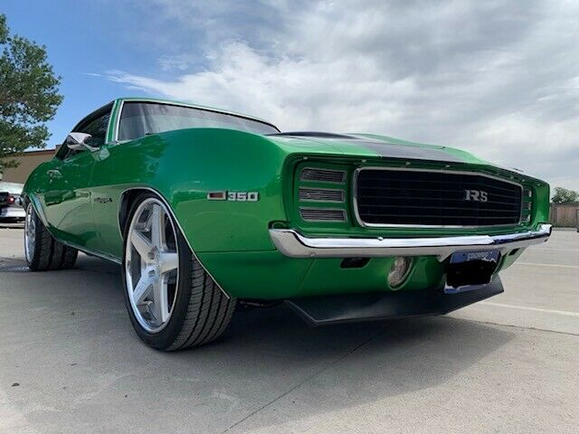 1969 Chevrolet Camaro - photo 9
