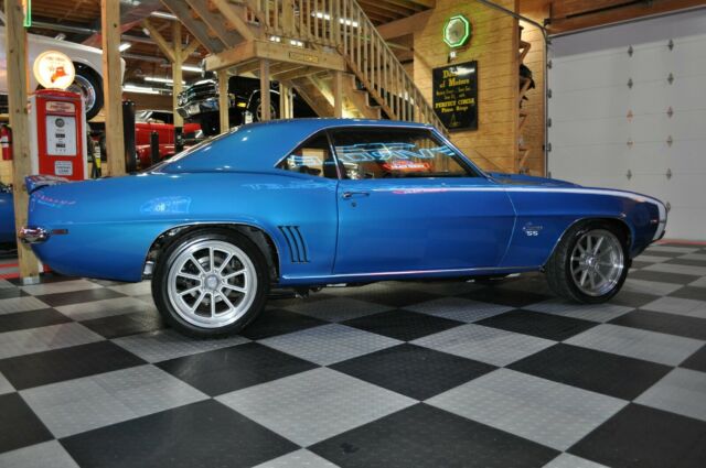 1969 Chevrolet Camaro RS/SS 489 5-Speed Pro-Touring MUST SELL NO RESERVE - photo 6