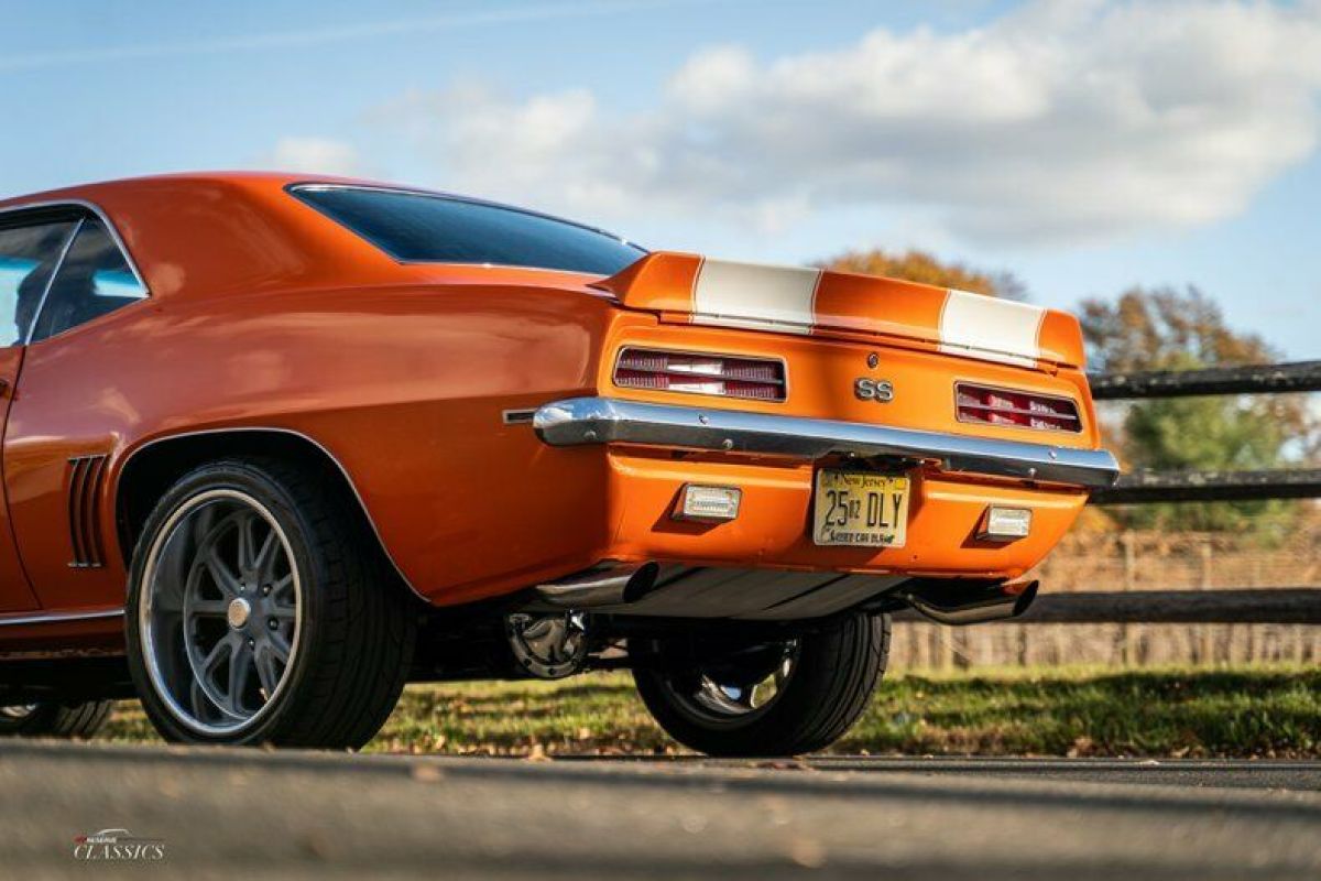 1969 Chevrolet Camaro RS/SS 502 Restomod - photo 12