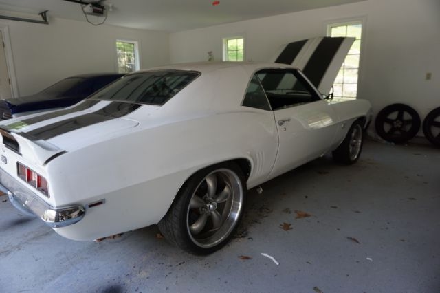 1969 Chevrolet Camaro - photo 2