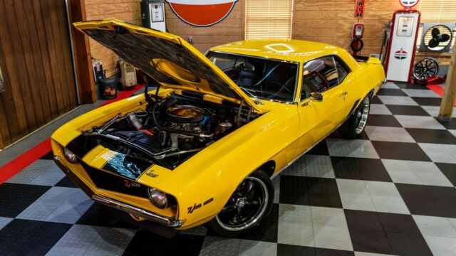 1969 Chevrolet Camaro Z/28 A/C Restomod MUST SELL! NO RESERVE! RS SS 396 - photo 11