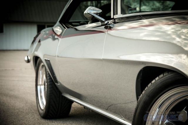 1969 Chevrolet Camaro - photo 8