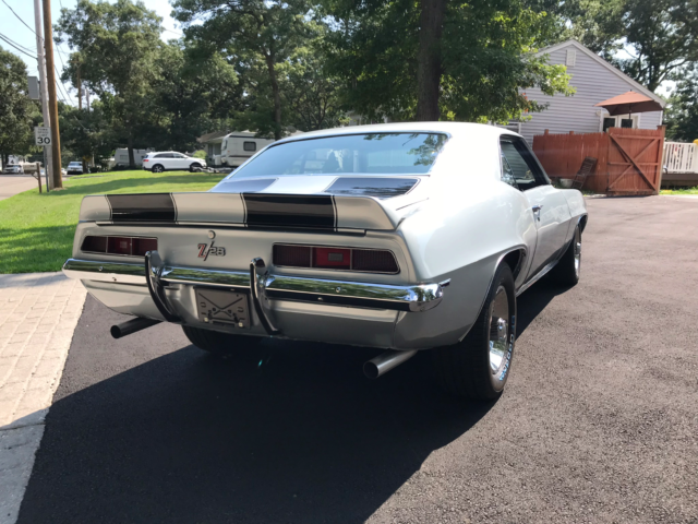 1969 Chevrolet Camaro Z/28 - photo 6