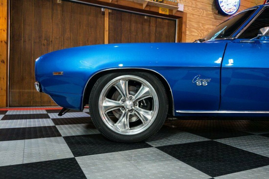 1969 Chevrolet Camaro - photo 11