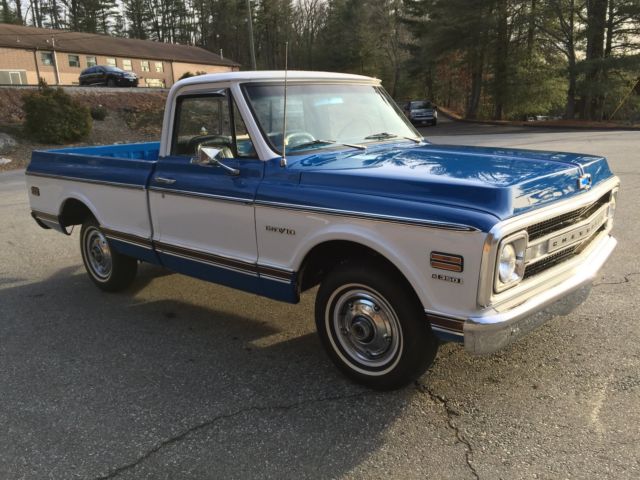 1969 Chevrolet C-10 short bed - photo 2