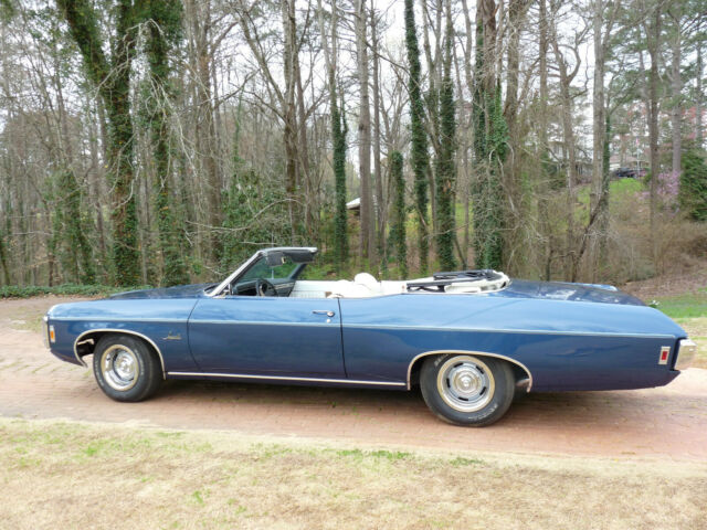 1969 Chevrolet Impala Convertible, new white top - photo 5