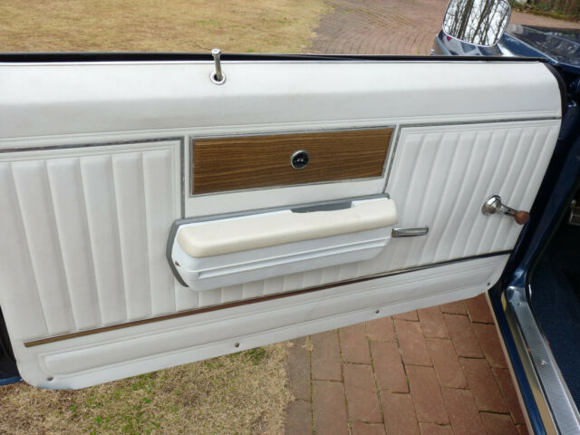 1969 Chevrolet Impala Convertible, new white top - photo 8