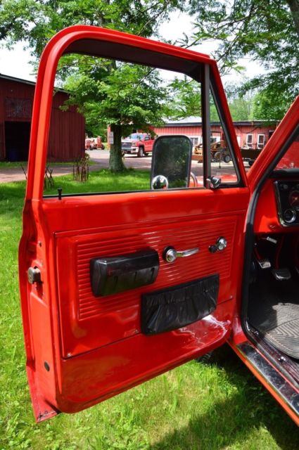 1969 Chevrolet C/K Pickup 2500 Stainless Steel - photo 9