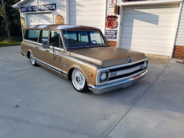1969 Chevrolet Suburban - photo 6