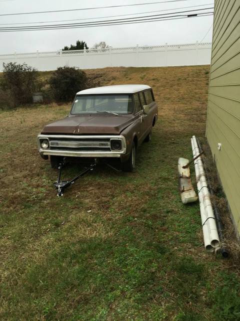 1969 Chevrolet Suburban - photo 3