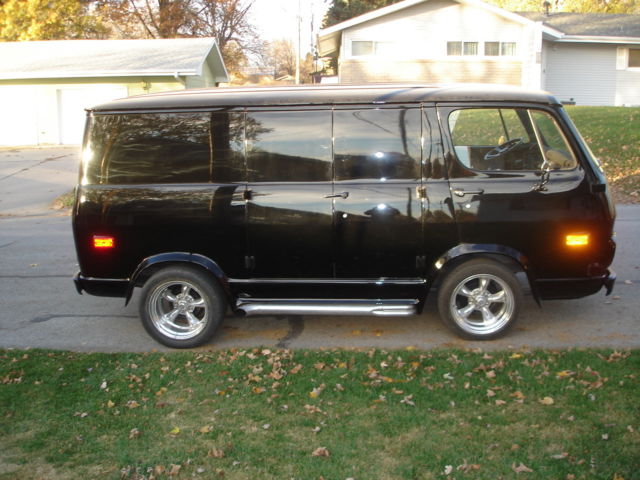 1969 Chevrolet G20 Van Custom built wheel and side pipe flares - photo 5