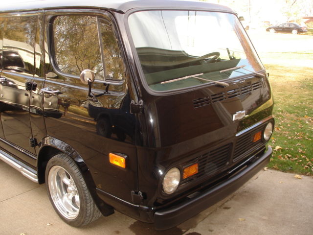1969 Chevrolet G20 Van Custom built wheel and side pipe flares - photo 6